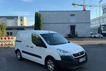 Peugeot Partner 472.891 km 4.950 € Stuttgart 70499