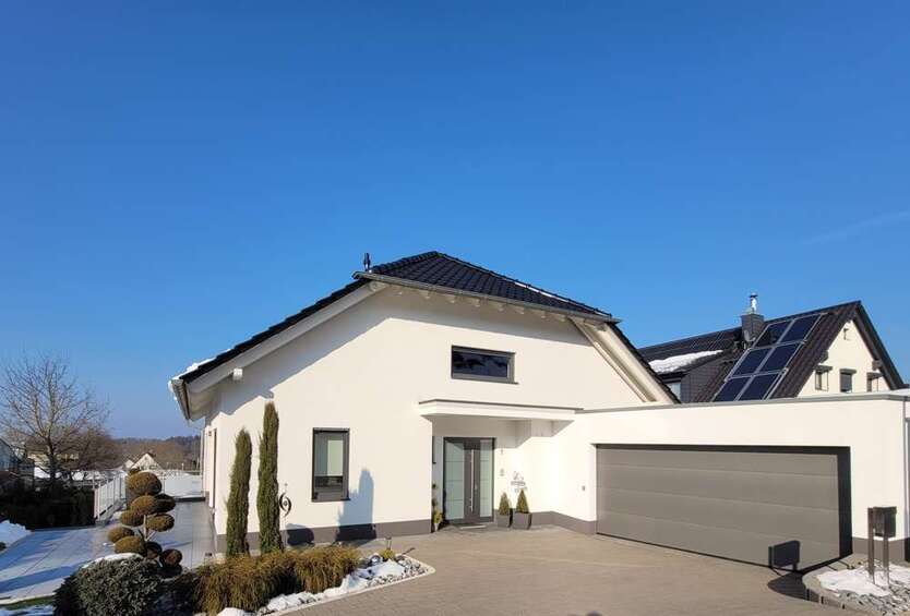 Haus zum Kaufen in Neulingen Nußbaum 870.000 € 236.94 m²