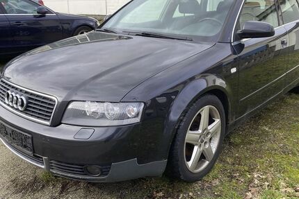 Audi A4 370.000 km 1.190 &euro; Keltern 75210
