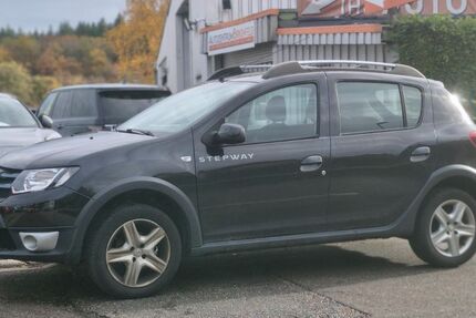 Dacia Sandero 69.000 km 5.990 &euro; Birkenfeld bei Pforzheim 75217