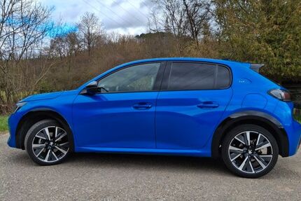 Peugeot 208 43.000 km 18.990 &euro; Vaihingen Enz 71665
