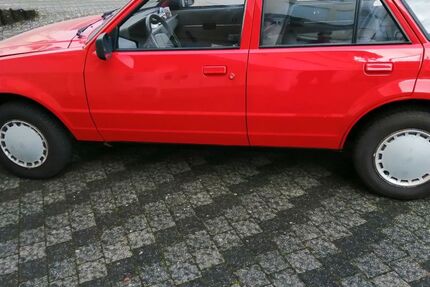 Ford Escort 101.102 km 3.900 &euro; Pforzheim 75180