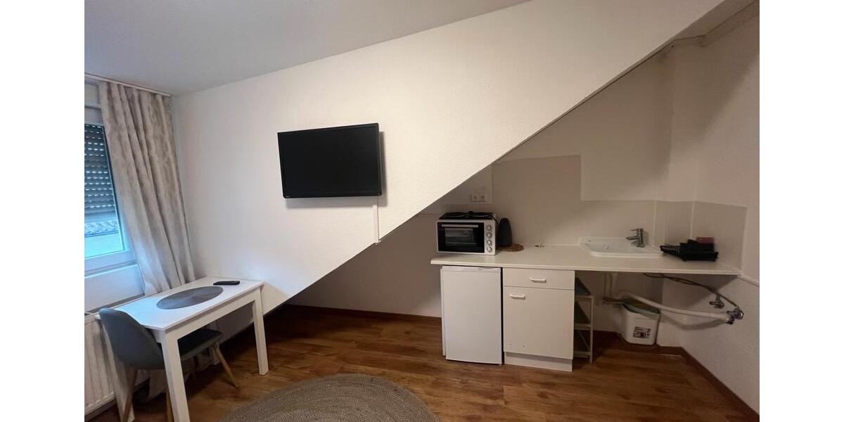 Etagenwohnung Pforzheim - 1 Zimmer, 15 m&sup2;, 700&euro; | Angebot:26135986