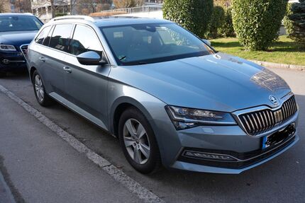 Skoda Superb 98.000 km 29.000 &euro; Sindelfingen 71069