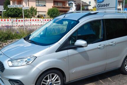 Ford Tourneo Courier 80.750 km 11.890 &euro; Illingen - Schützingen 75428