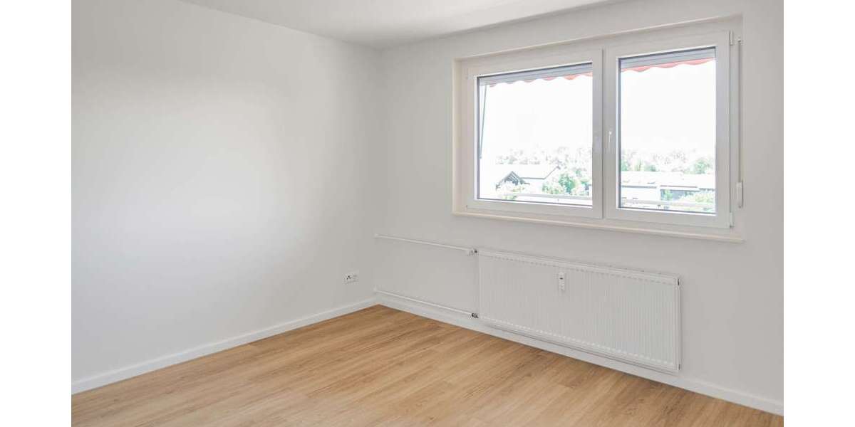 Hochwertig modernisierte Wohnung in ruhiger Lage - ideal für Eigennutz oder Kapitalanlage - 2.5 Markgröningen | Angebot:26971487