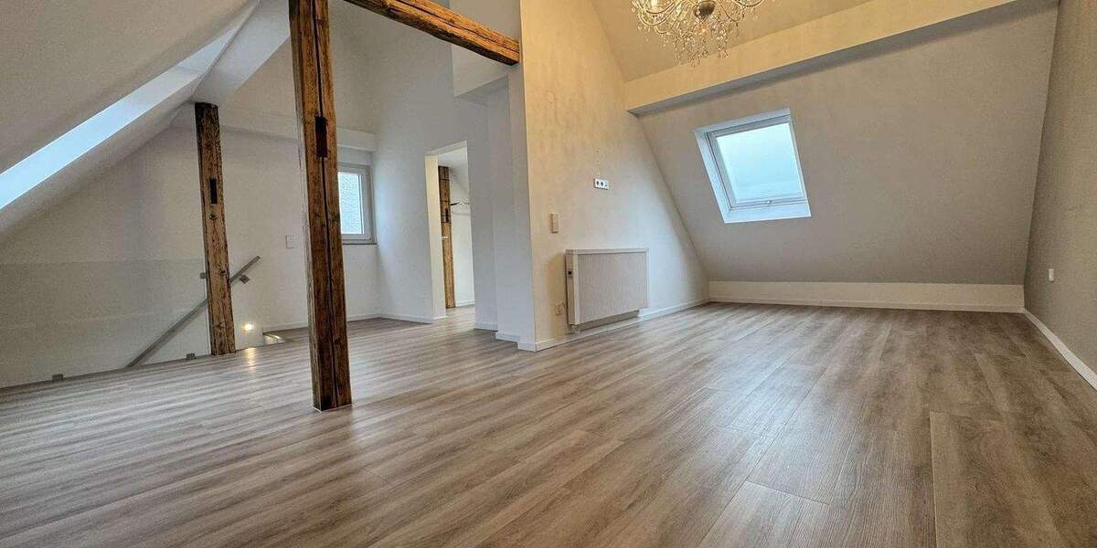 Einfamilienhaus Sachsenheim Hohenhaslach - 3 Zimmer, 102 m&sup2;, 370.000&euro; | Angebot:25690274