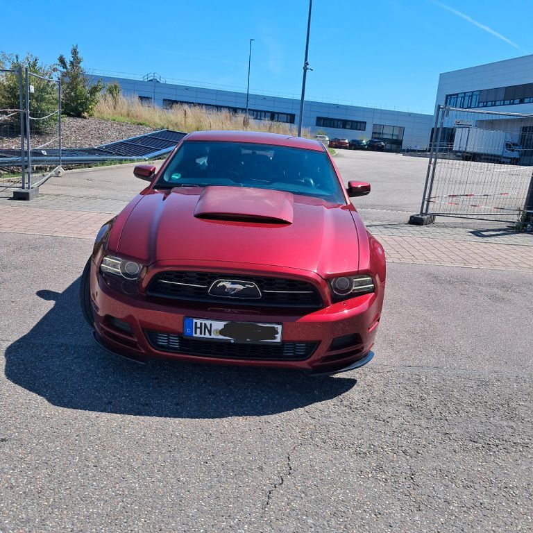 Ford Mustang 170.000 km 15.500 € Eppingen 75031