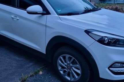 Hyundai TUCSON 100.000 km 14.500 &euro; Neuenbürg 75305