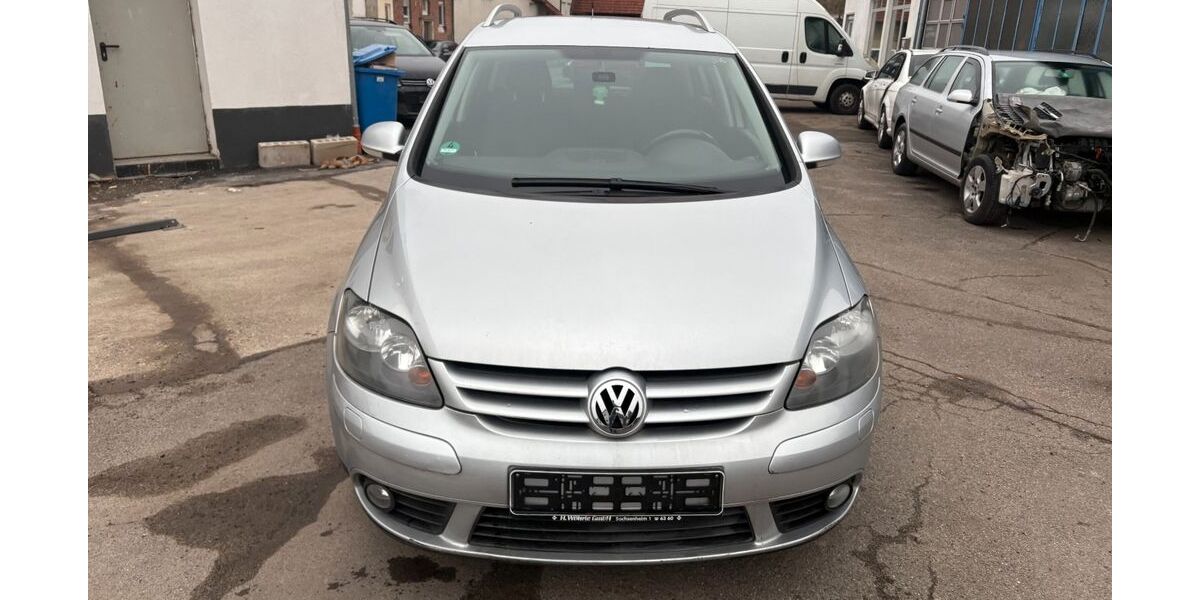 VW Golf 119.743 km 3.999 &euro; Pfaffenhofen 74397