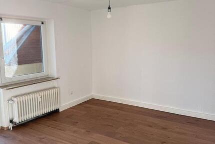 Frisch renovierte 3 Zimmerwohnung 3 zimmer