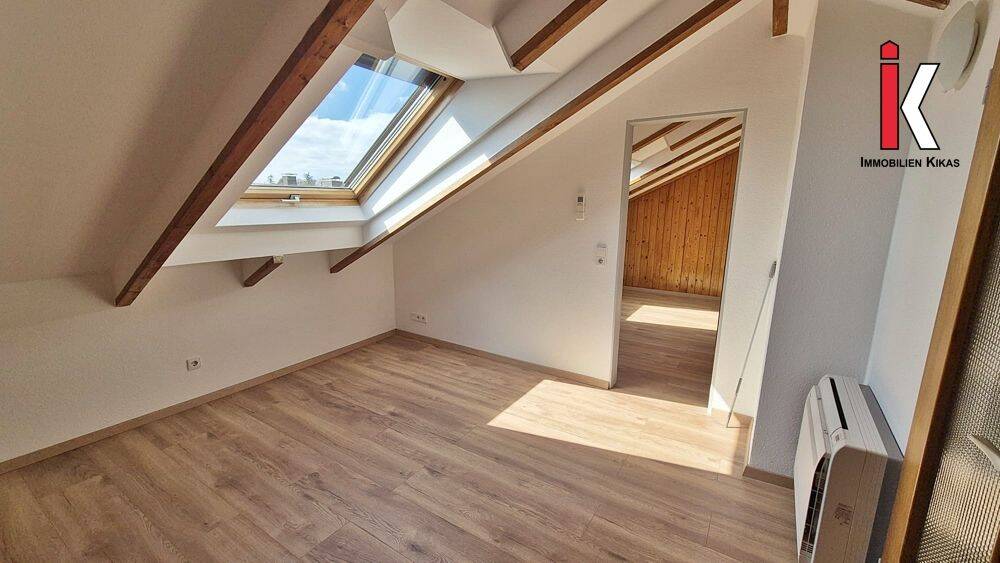 Etagenwohnung Sindelfingen Mitte - 2 Zimmer, 60 m&sup2;, 900&euro; | Angebot:26916576