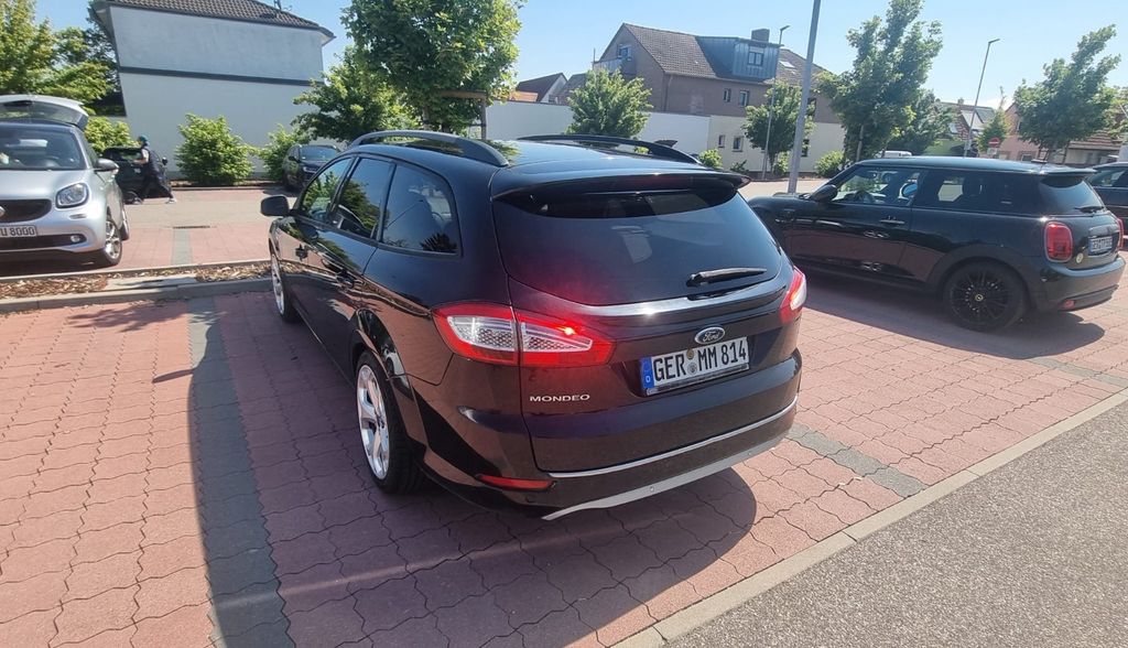Ford Mondeo 154.000 km 4.650 &euro; Karlsruhe 76189