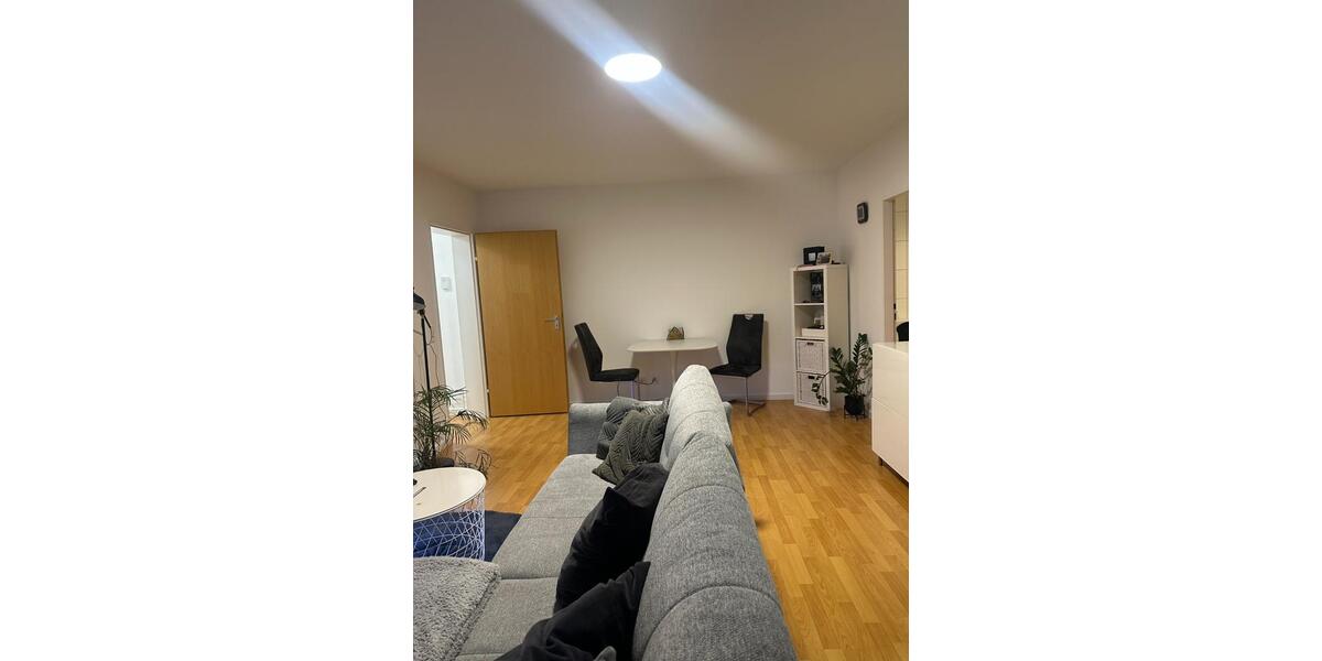 Etagenwohnung Sindelfingen - 2 Zimmer, 50 m&sup2;, 1.000&euro; | Angebot:26161282