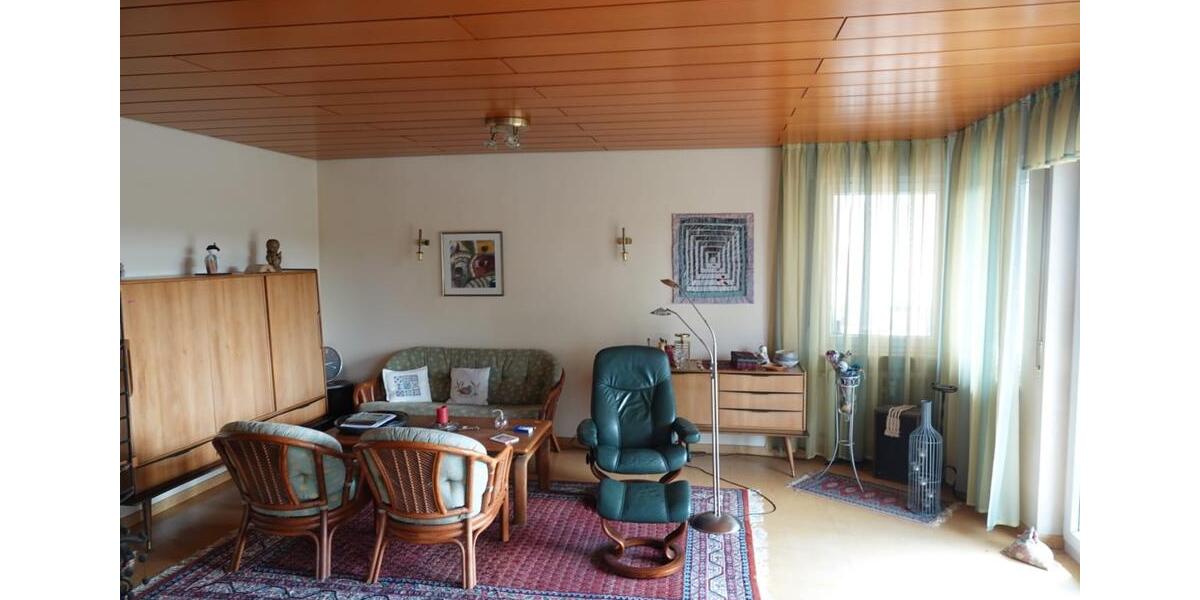 Attraktive 4,5-Zimmer Wohnung mit Garten in Pforzheim-Arlinger 4.5 zimmer