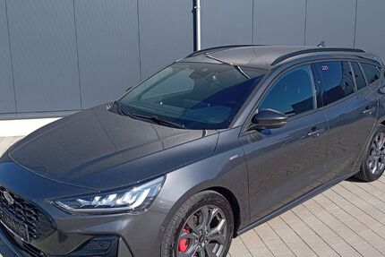 Ford Focus 16.000 km 28.900 &euro; Walzbachtal 75045