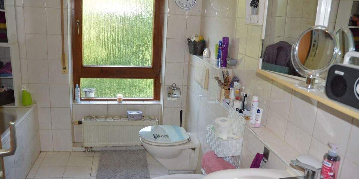 Doppelhaushälfte Remchingen-Darmsbach Darmsbach - 7 Zimmer, 220 m&sup2;, 529.000&euro; | Angebot:25428459