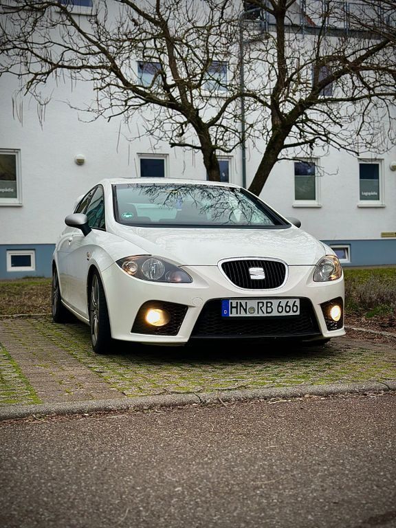 Seat Leon 182.000 km 5.000 € Güglingen 74363