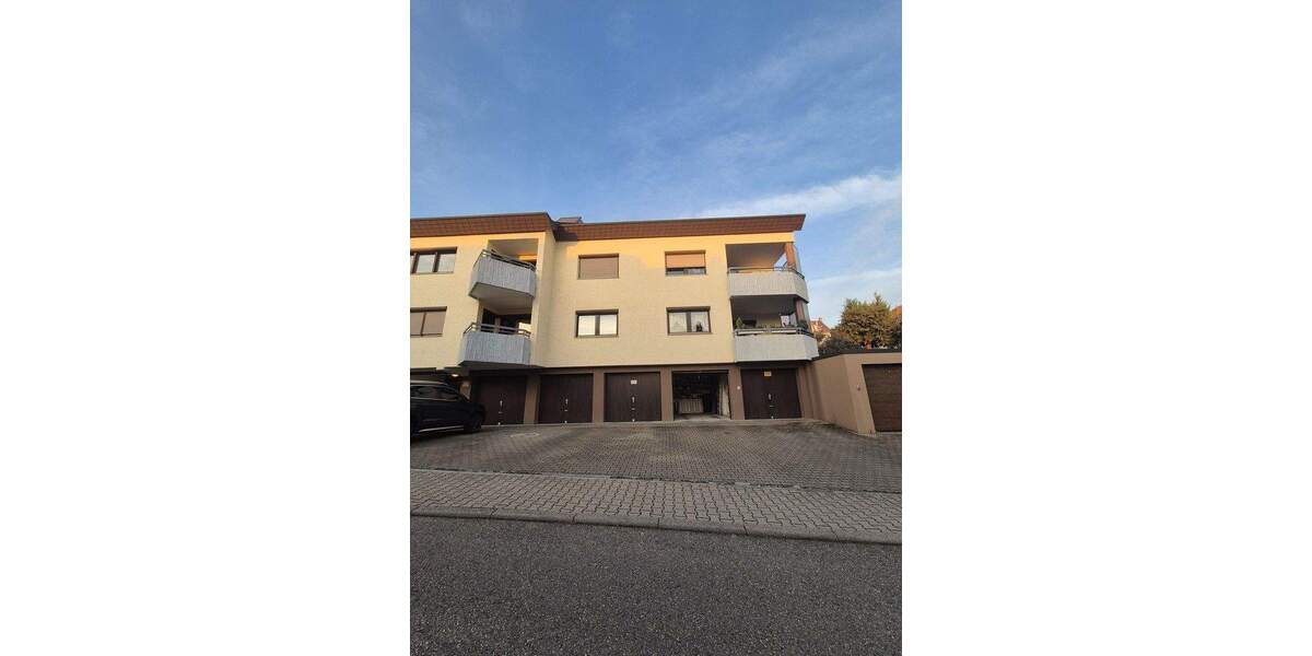 Etagenwohnung Pforzheim Brötzingen - 2 Zimmer, 80 m&sup2;, 259.000&euro; | Angebot:24871800