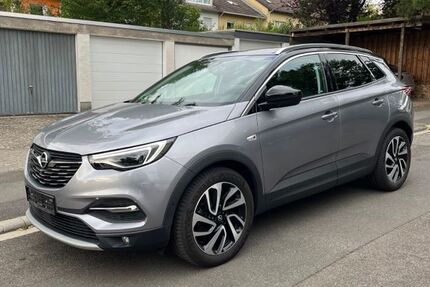 Opel Grandland (X) 33.000 km 13.500 € Stuttgart 70182