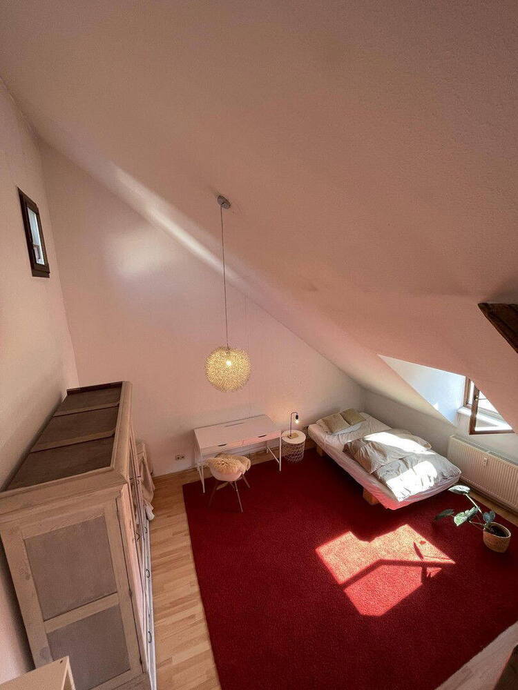 EINZIEHEN UND WOHLFÜHLEN - UNIKATES HINTERHAUS-WOHNREFUGIUM IM HERZEN DER DURLACHER ALTSTADT...