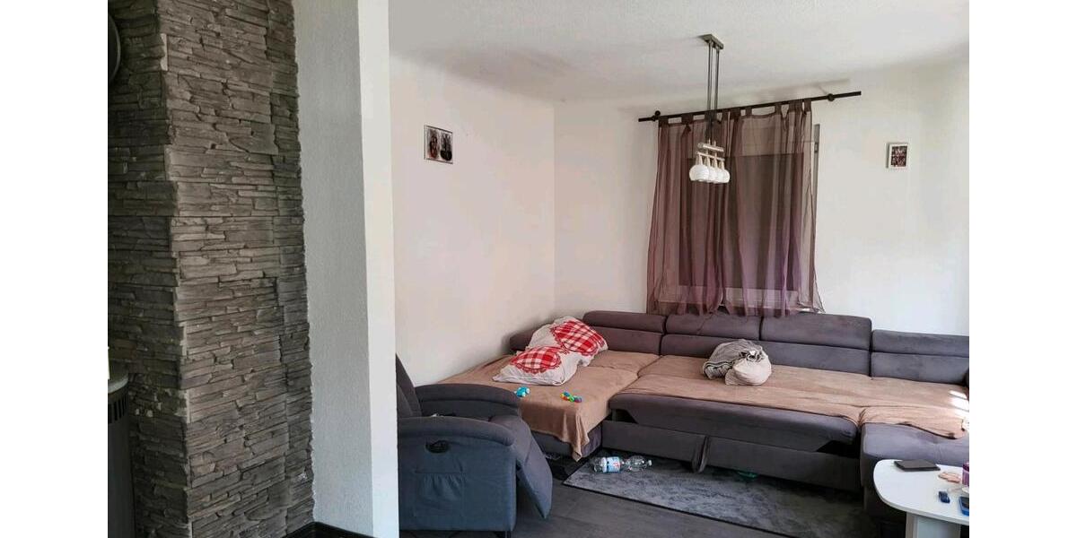 Erdgeschoßwohnung Straubenhardt - 3 Zimmer, 90 m&sup2;, 980&euro; | Angebot:26362702