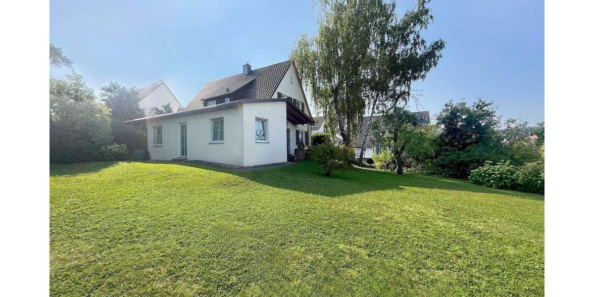 Freistehendes Einfamilienhaus - Ein wahres Paradies für Gartenliebhaber! 6 zimmer