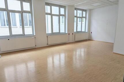 Gewerbeobjekt Pforzheim - 980&euro; | Angebot:26245026