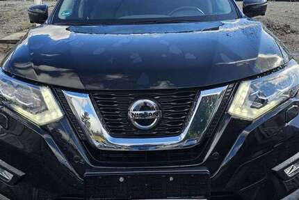 Nissan X-Trail 88.555 km 21.500 € Stuttgart 70376