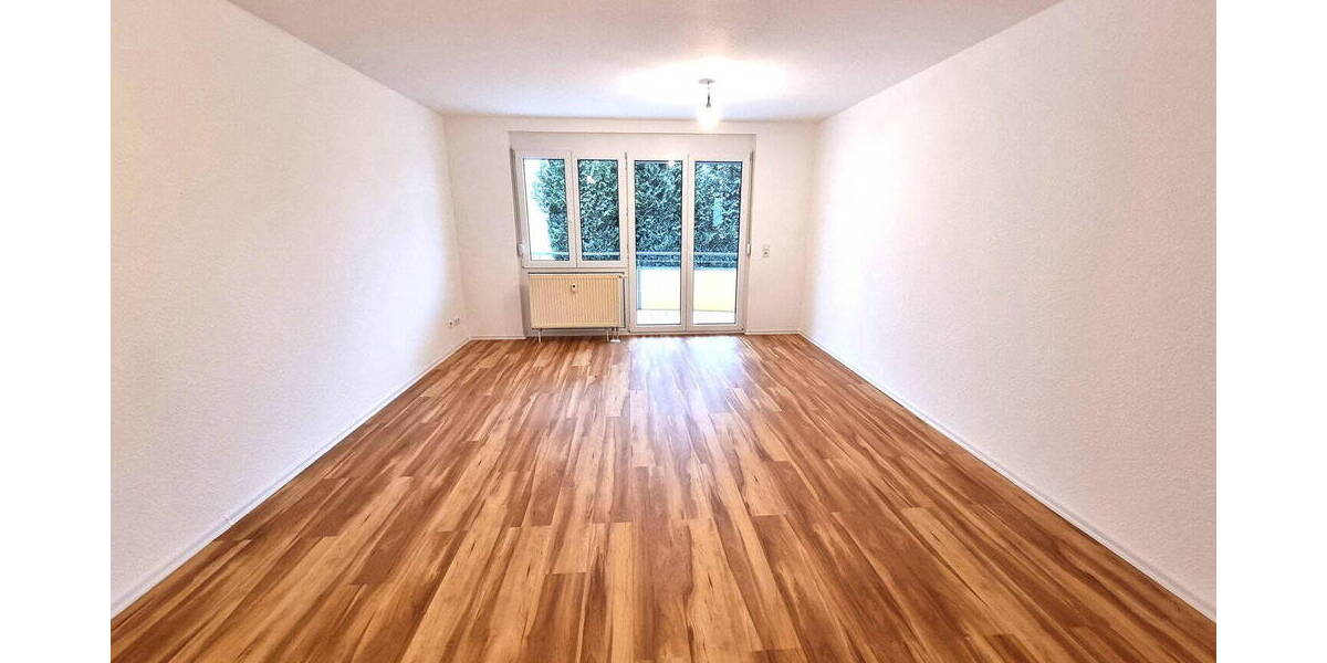 Etagenwohnung Bretten - 3 Zimmer, 83 m&sup2;, 980&euro; | Angebot:26716064