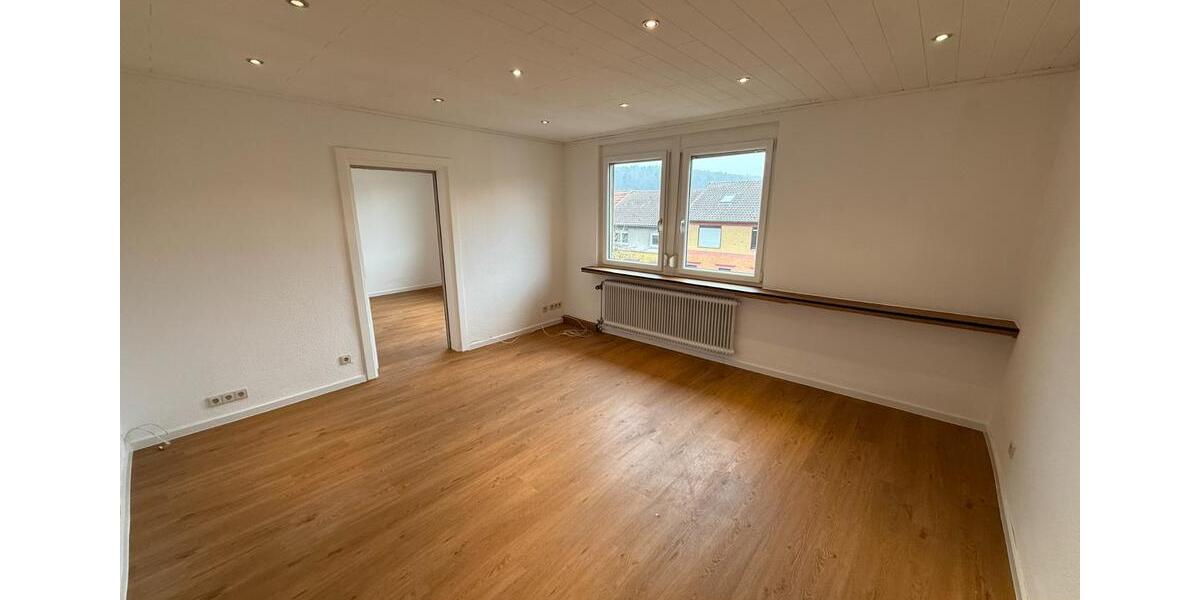 Frisch renovierte 3 Zimmerwohnung 3 zimmer