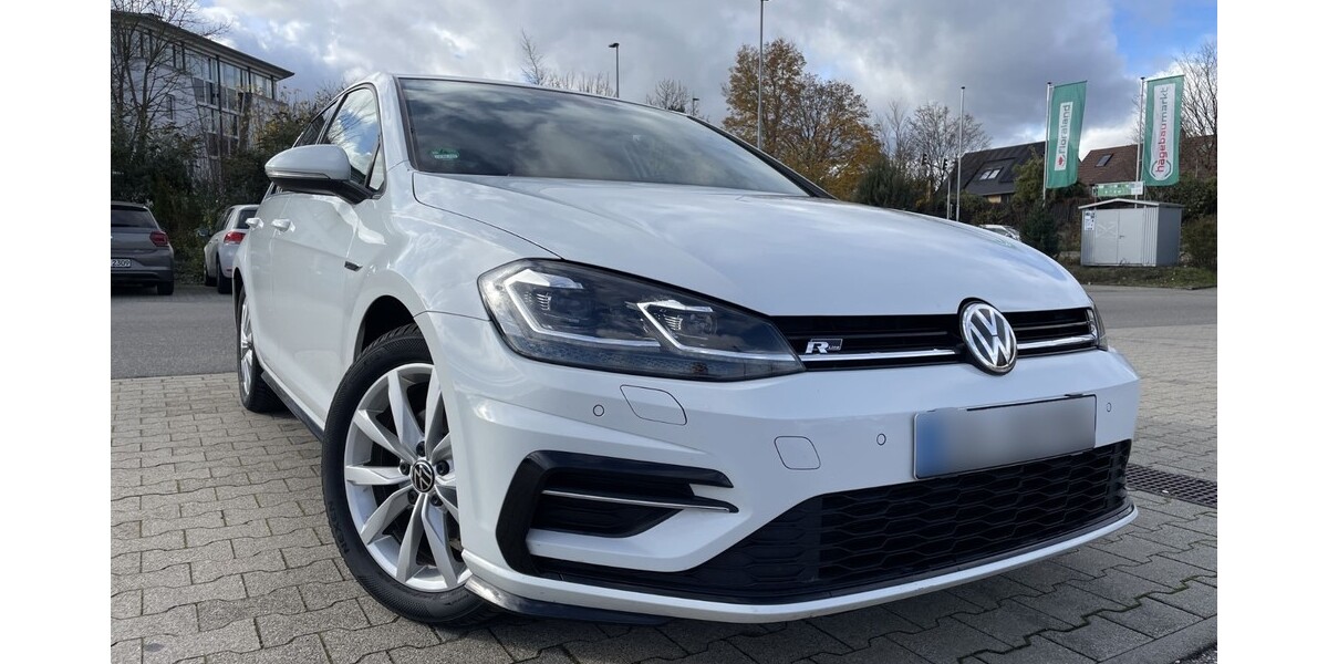 VW Golf 129.000 km 14.500 € Ditzingen 71254
