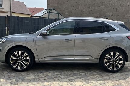 Ford Kuga 75.000 km 26.500 &euro; Neulingen 75245