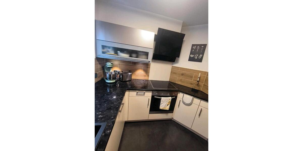 Erdgeschoßwohnung Sachsenheim - 4.5 Zimmer, 88 m&sup2;, 425.000&euro; | Angebot:25561101