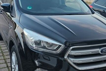 Ford Kuga 175.000 km 12.500 € Simmozheim 75397
