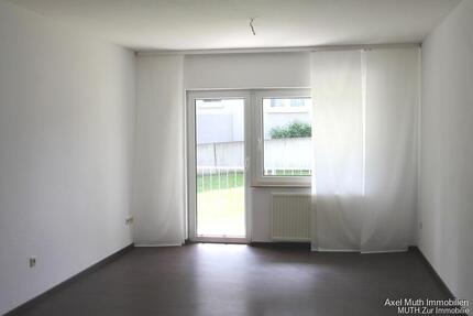 Wohnung Sulzfeld - 3 Zimmer, 71 m&sup2;, 780&euro; | Angebot:26563798