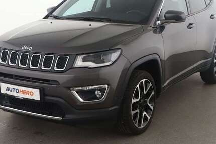 Jeep Compass 76.344 km 18.810 € Stuttgart 70195