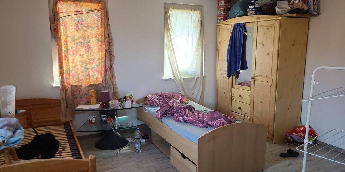 Doppelhaushälfte Straubenhardt Feldrennach - 4 Zimmer, 112 m&sup2;, 199.000&euro; | Angebot:26489382