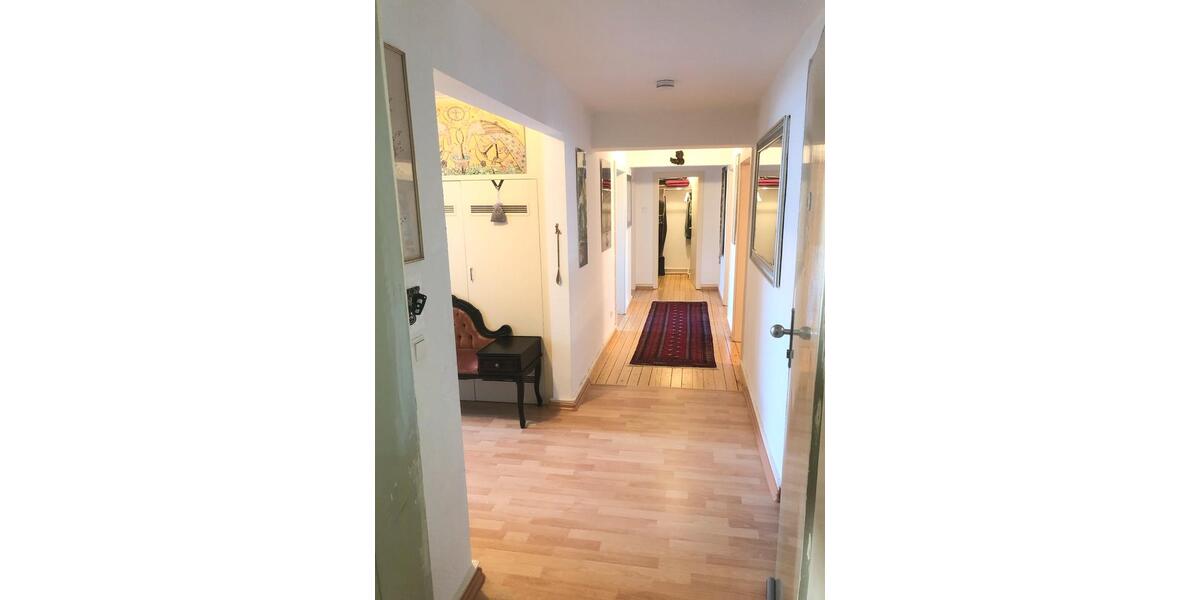 3-Zimmer vollmöblierte Wohnung ab 1. April 3 zimmer