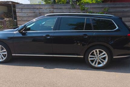 VW Passat 190.000 km 13.500 € Korntal-Münchingen 70825