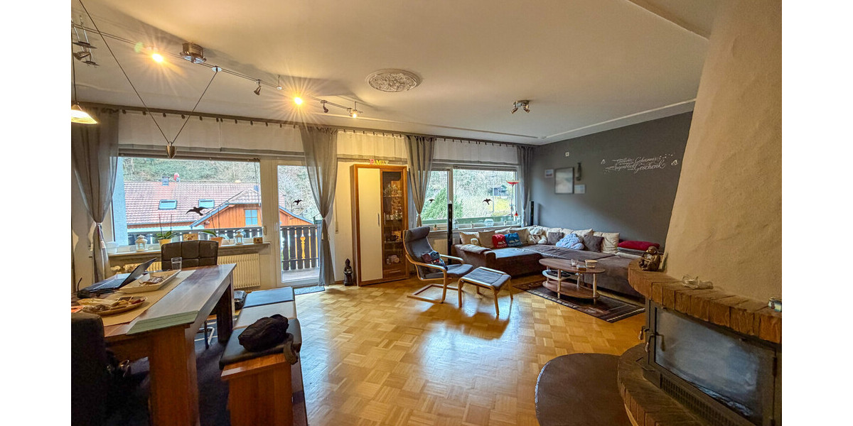 125 m² Kapitalanlage in Bad Wildbad – deutlich unter Markt vermietet Garage Kamin Balkon - Etagenwohnung Bad Wildbad Calmbach | Angebot:27392210