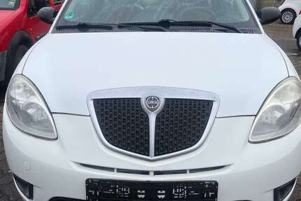 Lancia Ypsilon 94.500 km 2.999 &euro; pforzheim 75179