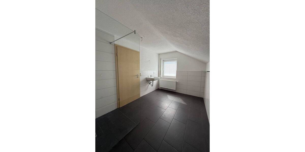 Mehrfamilienhaus, Wohnhaus Oberderdingen - 7 Zimmer, 175 m&sup2;, 595.000&euro; | Angebot:26918147