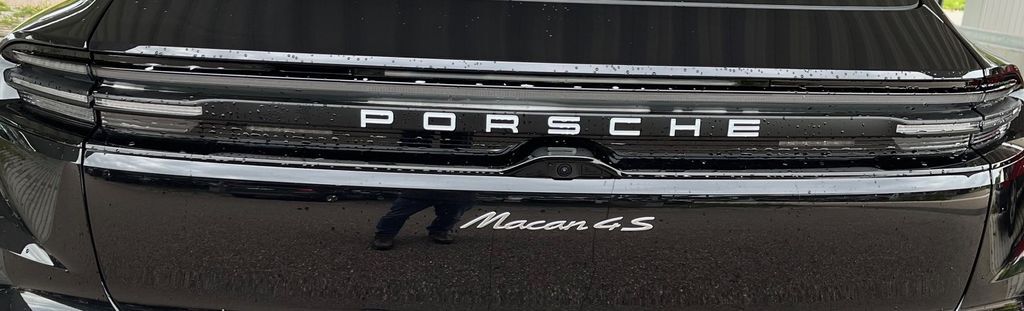 Porsche Macan 6.985 km 98.500 € Renningen 71272
