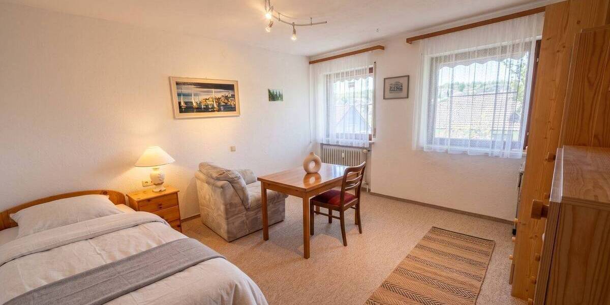 Reihenendhaus Ostelsheim - 8 Zimmer, 216 m&sup2;, 479.000&euro; | Angebot:26915573