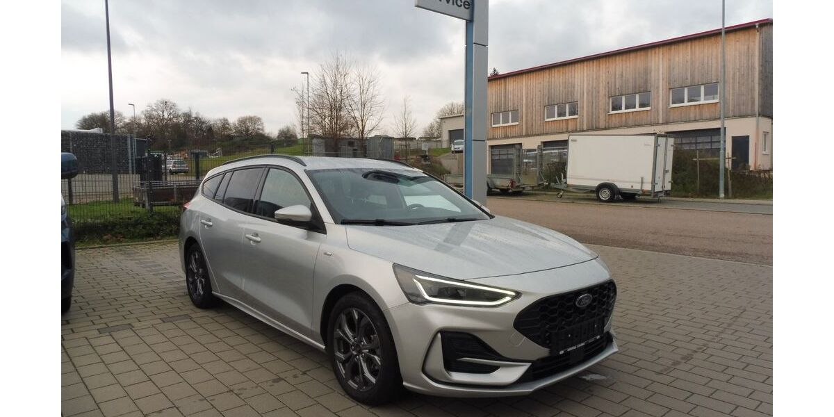 Ford Focus 7.435 km 20.900 &euro; Walzbachtal 75045