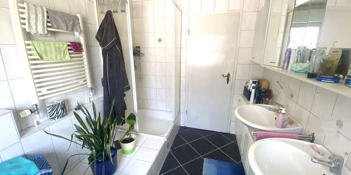 Etagenwohnung Remchingen Singen - 3 Zimmer, 93 m&sup2;, 310.000&euro; | Angebot:25699881