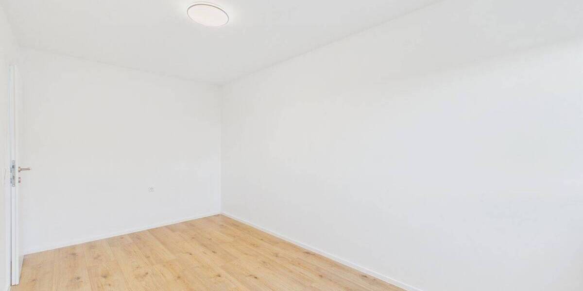 Mehrfamilienhaus, Wohnhaus Ditzingen Hirschlanden - 3 Zimmer, 299.000&euro; | Angebot:26750335