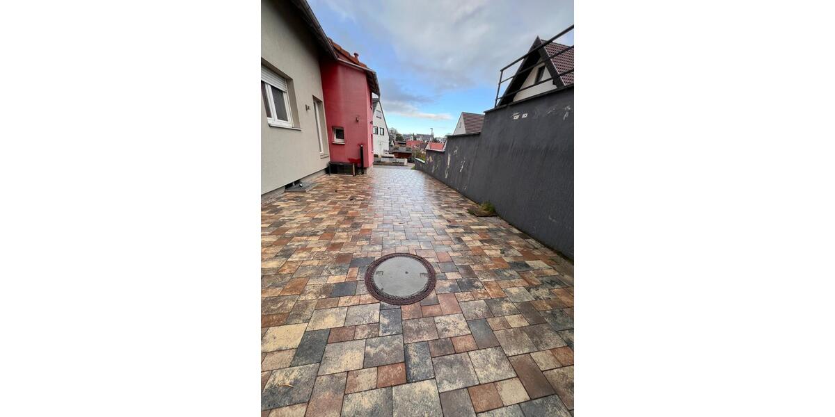 Moderne Wohnung im Dachgeschoss 2 zimmer