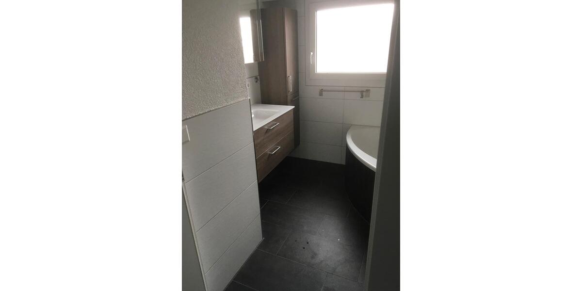 Etagenwohnung Rutesheim - 3.5 Zimmer, 96 m&sup2;, 1.300&euro; | Angebot:26611945